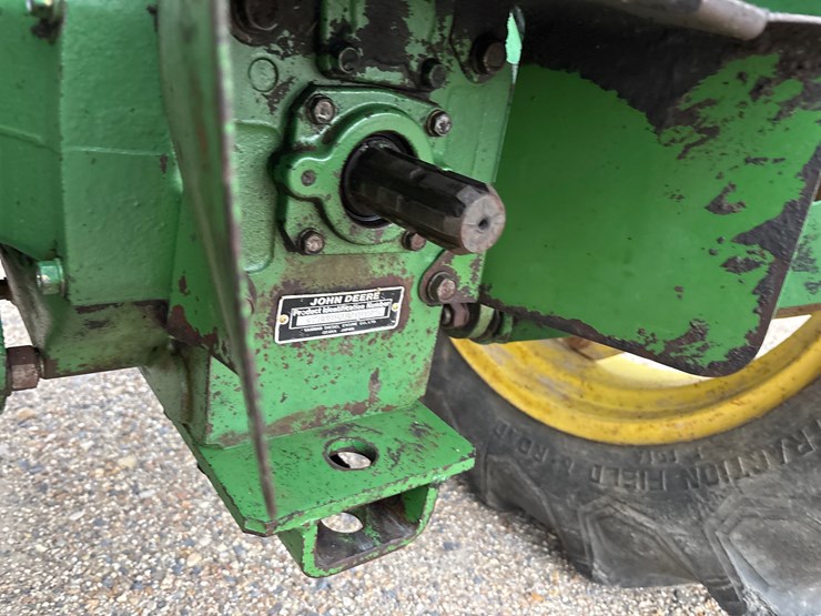 john-deere-850-image-6