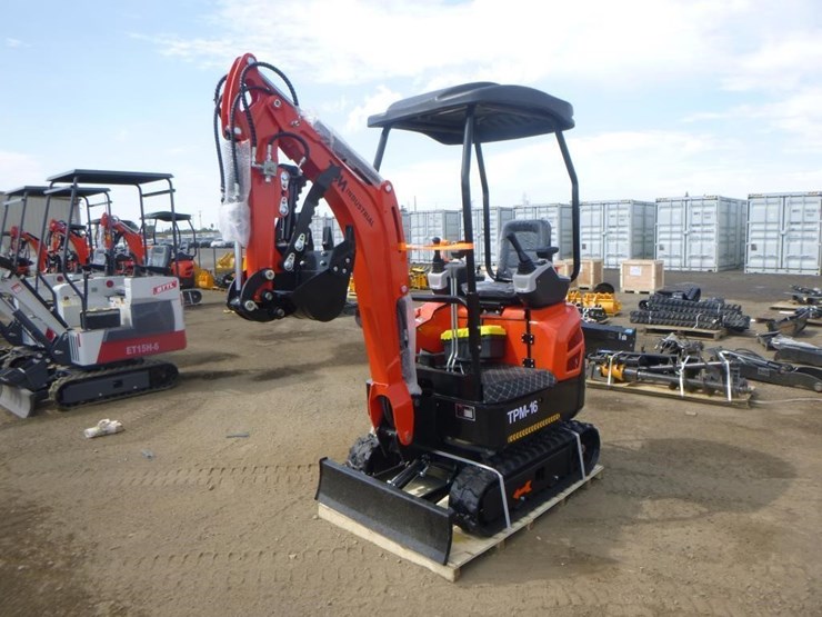 2025-tpm-16-hydraulic-excavator-image-1