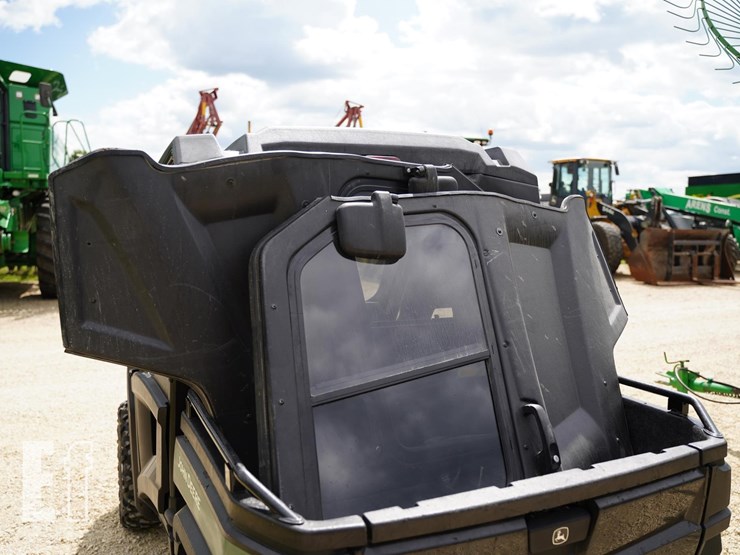 2012-john-deere-gator-rsx-850i-image-34