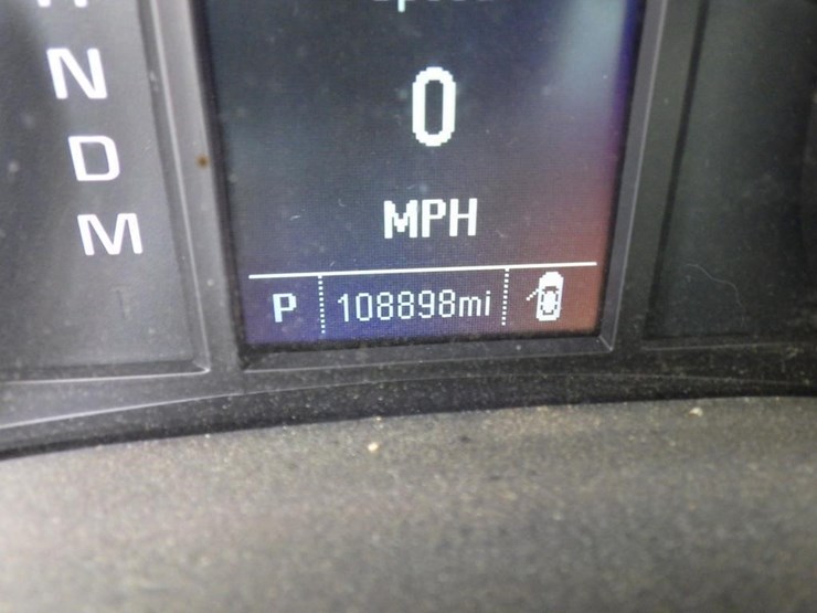 2016-chevrolet-1500-image-14