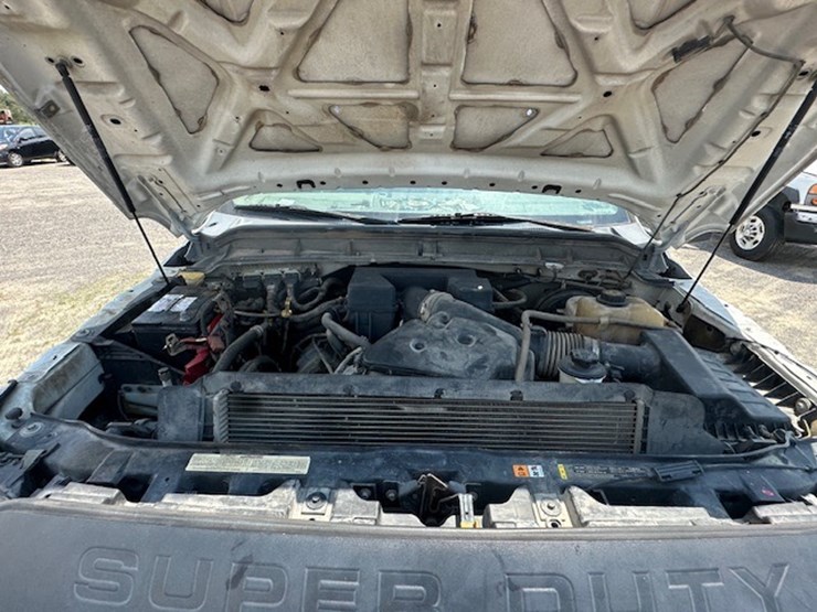 2011-ford-f250-image-50