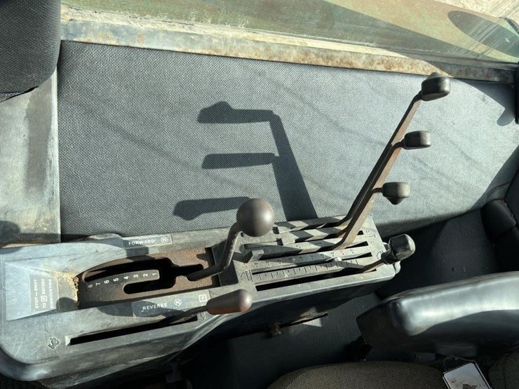 john-deere-4640-image-19