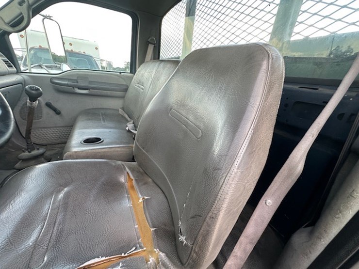 2000-ford-f650-image-37