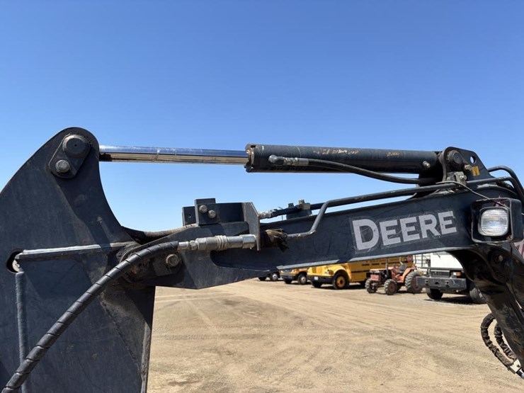 deere-35d-image-19