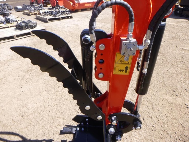 2025-tpm-16-hydraulic-excavator-image-12