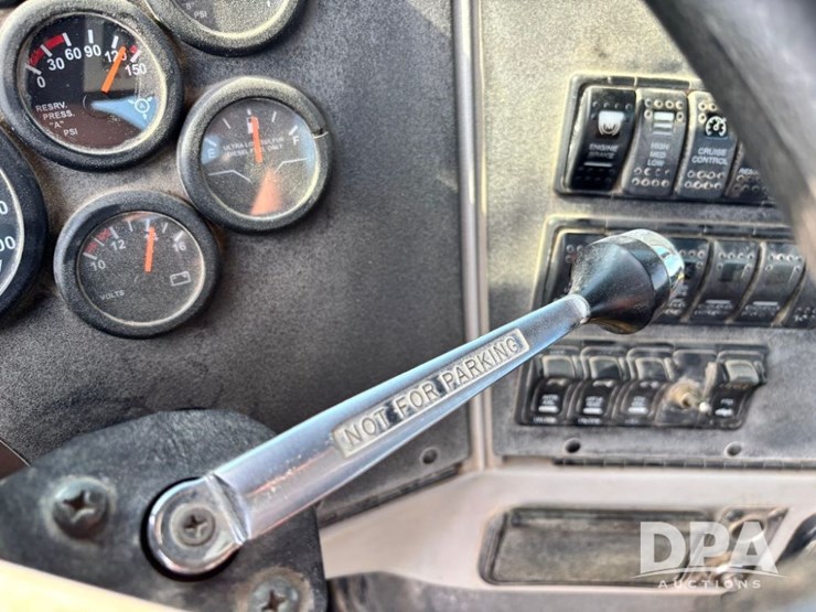 2017-western-star-w4700sb-day-cab-truck-(gp11326,-unit-81)-image-107