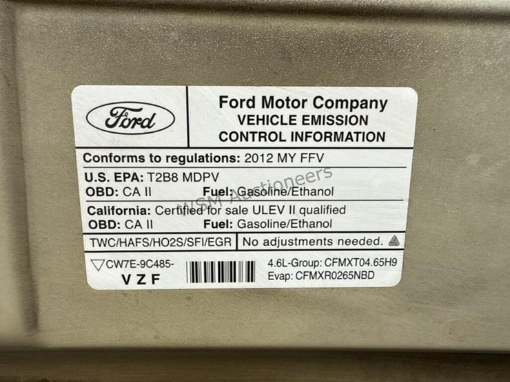 2012-ford-cargo-image-12