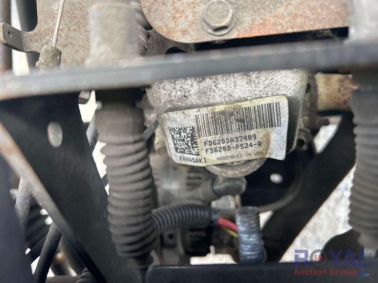 john-deere-gator-image-5