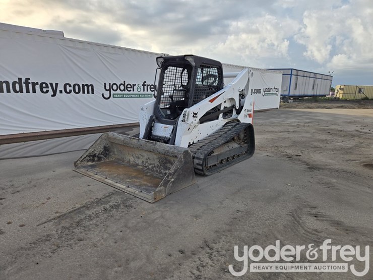 2022-bobcat-t770-image-1