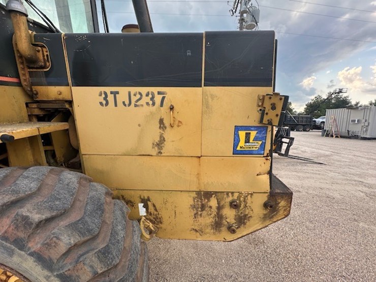 caterpillar-918f-image-9