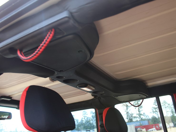 2015-jeep-wrangler-image-11