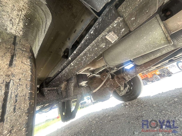 2015-ford-transit-image-19