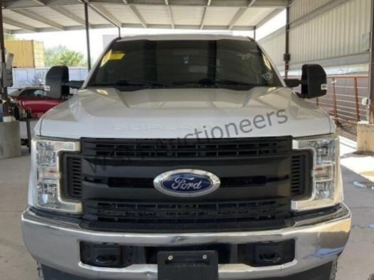 2019-ford-f250-image-3