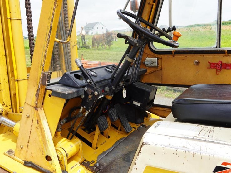 #302-•-komatsu-fd40-forklift-image-20
