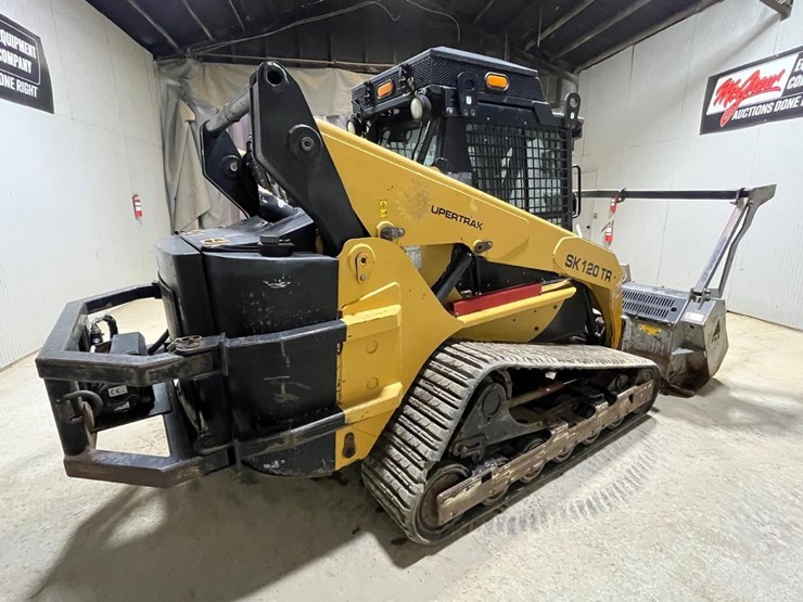 2005-supertrak-sk120tr-image-5
