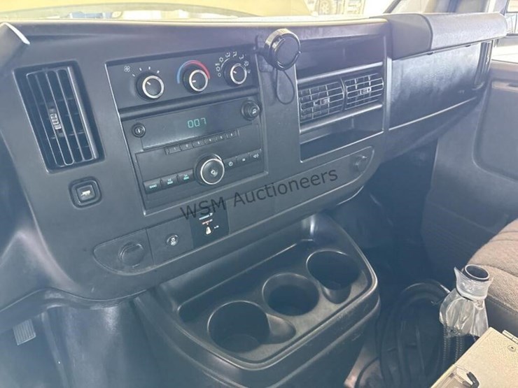2014-chevrolet-express-2500-image-20