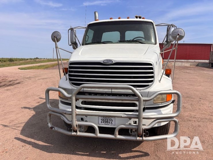 2006-sterling-day-cab-truck-(gp11332,-unit-18)-image-3