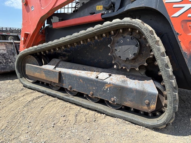 2019-kubota-svl75-2-image-16