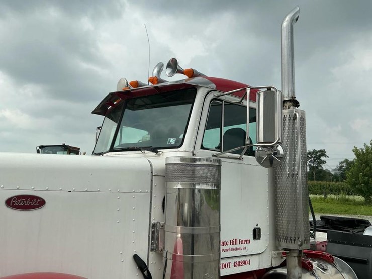 #502-•-2004-peterbilt-truck-image-18