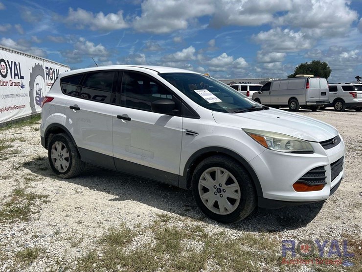 2015-ford-escape-image-2