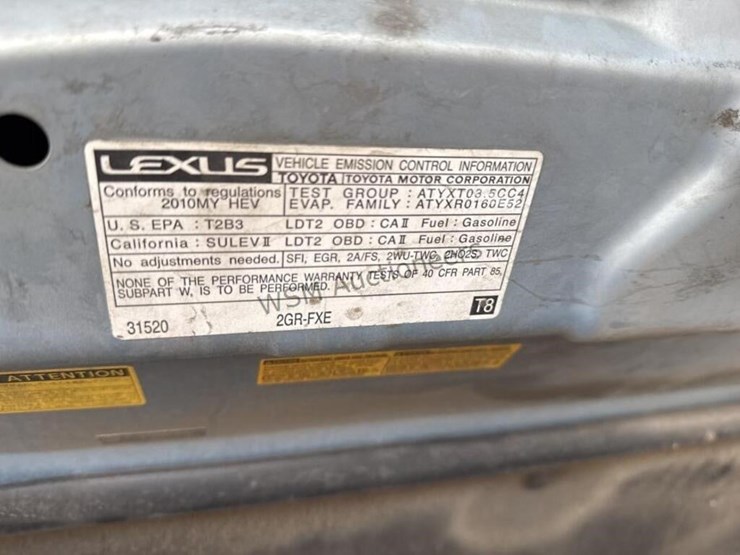 2010-lexus-rx-450h-hybrid-suv-image-10