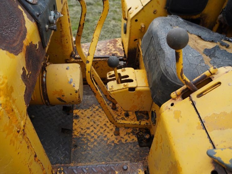 deere-350b-image-22