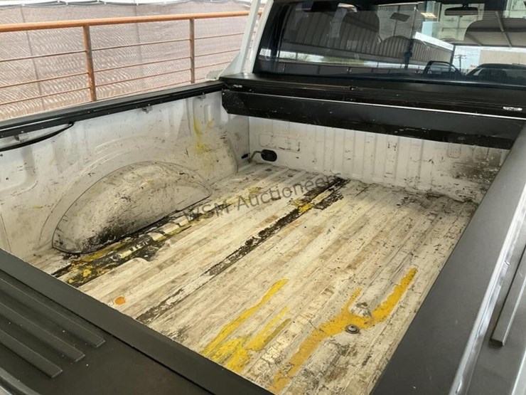 2016-ford-f150-image-9