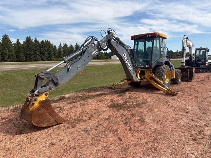 deere-310sj-image-33