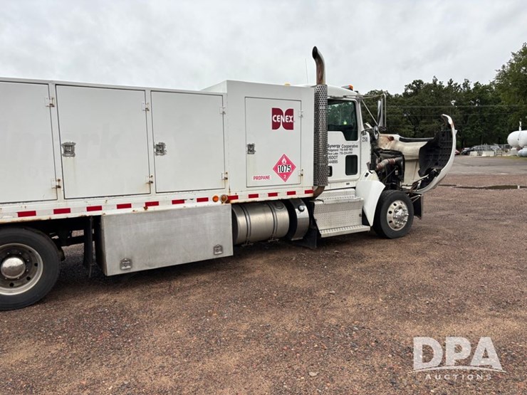 2012-kenworth-bottle-truck-(dr12101-unit-250)-image-55