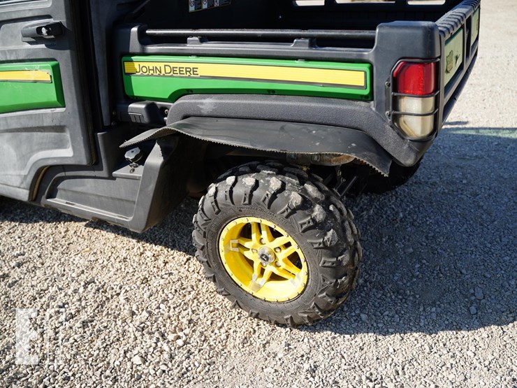2018-john-deere-gator-xuv-835r-image-21