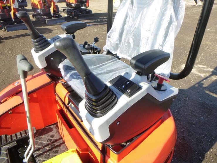 2025-tpm-20k-hydraulic-excavator-image-22