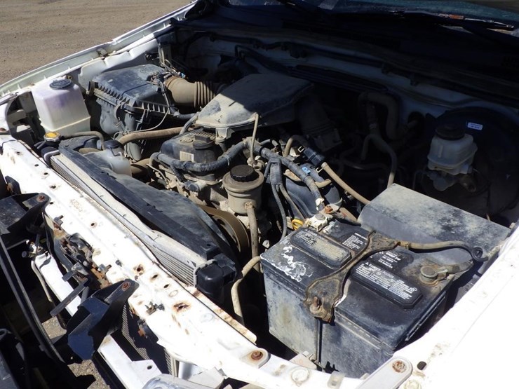2015-toyota-tacoma-image-8