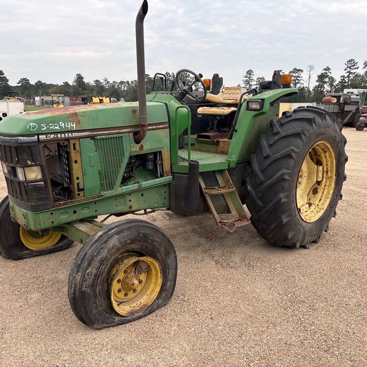 JOHN DEERE 6400