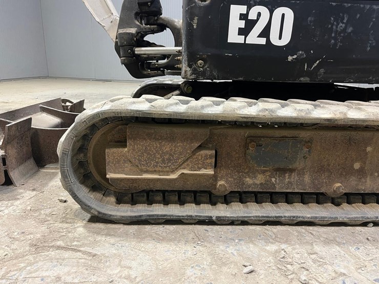 2016-bobcat-e20-image-15