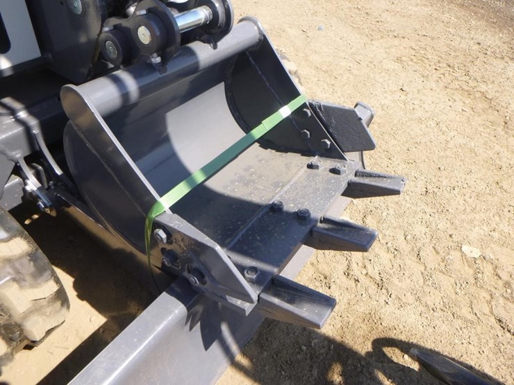 bttl-et15h-6-hydraulic-excavator-image-17