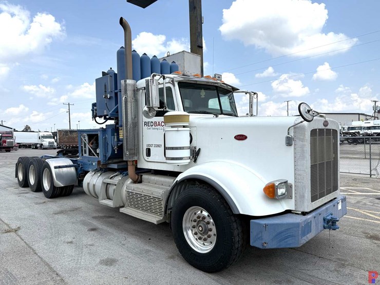 2012-peterbilt-367-image-2