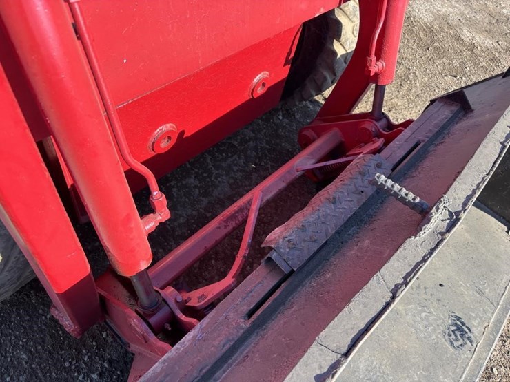 tcm-608t-skid-steer-loader-image-11