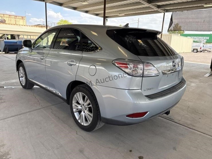 2010-lexus-rx-450h-hybrid-suv-image-5