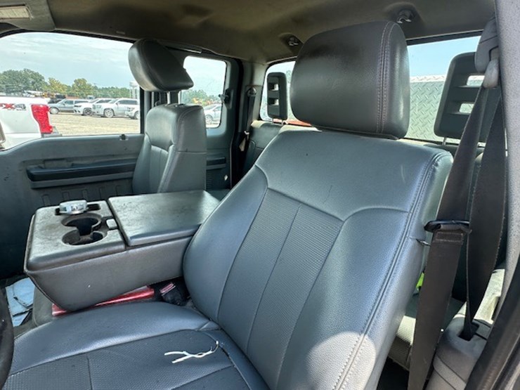 2011-ford-f250-image-37