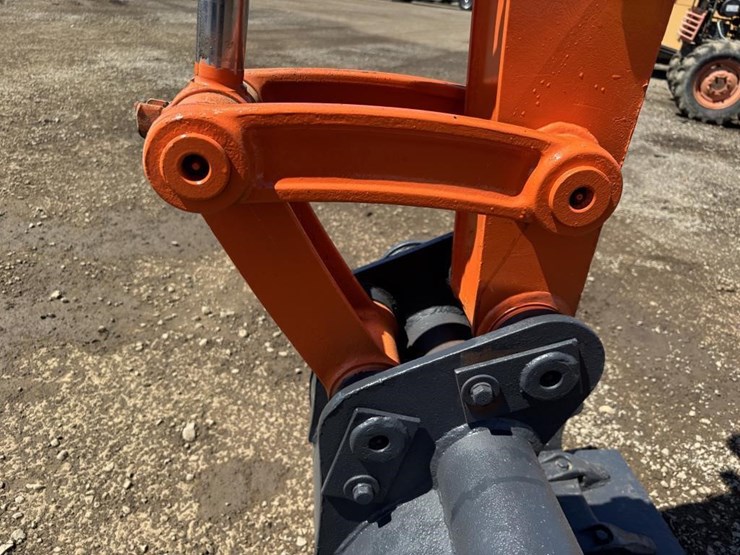 kubota-kh033-image-13