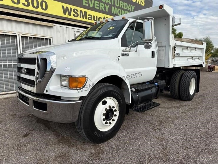2012-ford-f750-image-2