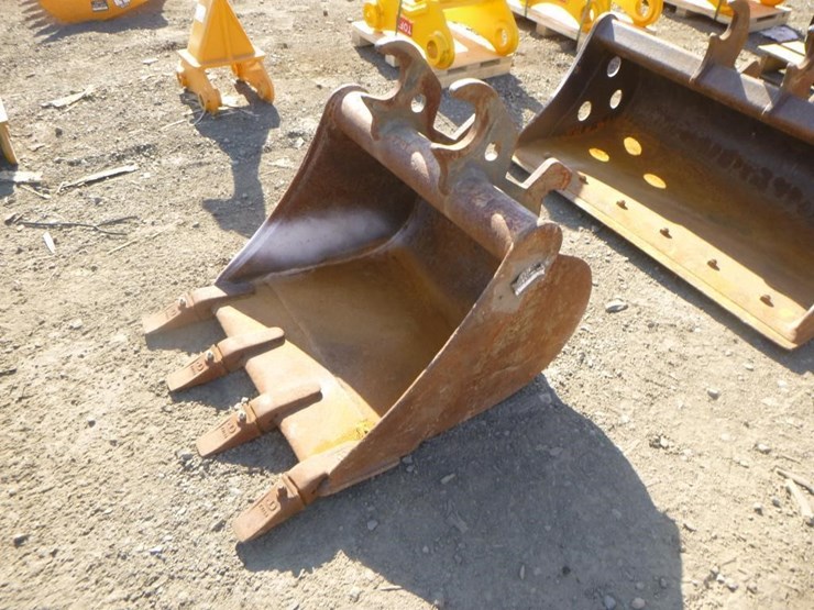 john-deere-24-image-1