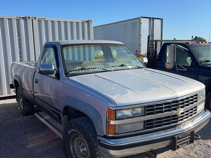 1990-chevrolet-2500-image-1