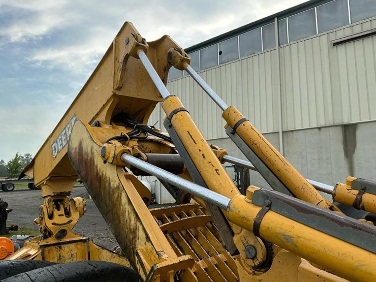 2003-deere-648g-image-64