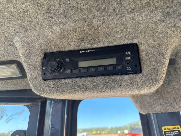 deere-310sj-image-30