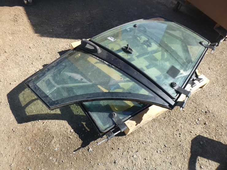 cat-430d-doors-image-4