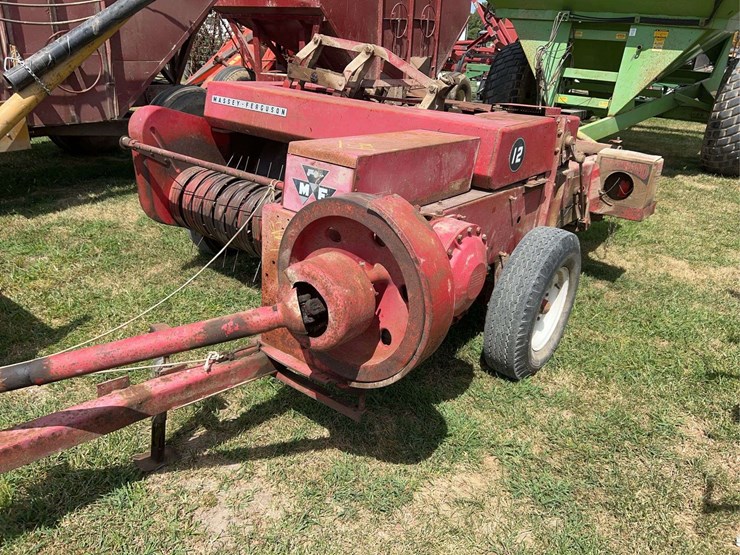 massey-ferguson-12-image-2