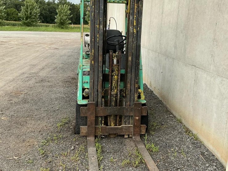 #305-•-mitsubishi-forklift-image-5