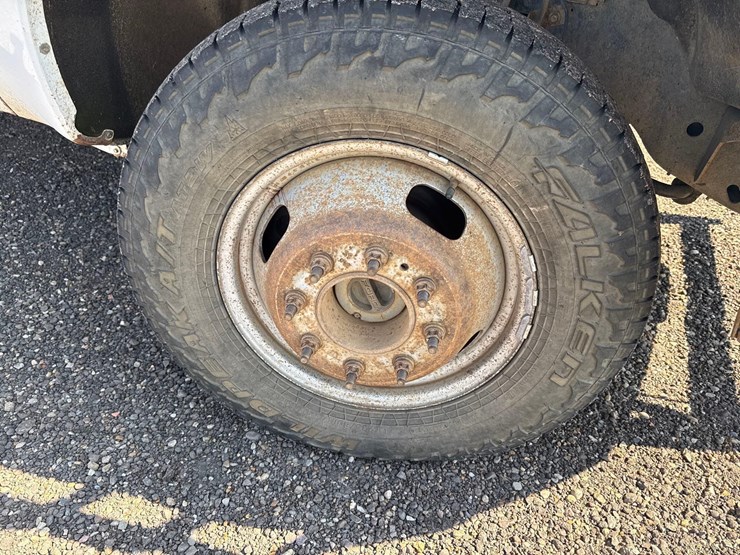 2013-ford-f350-xl-image-8