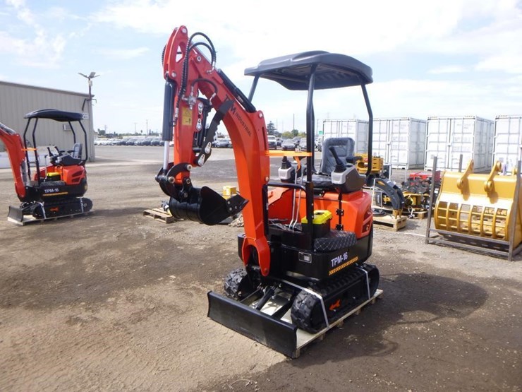 2025-tpm-16-hydraulic-excavator-image-1